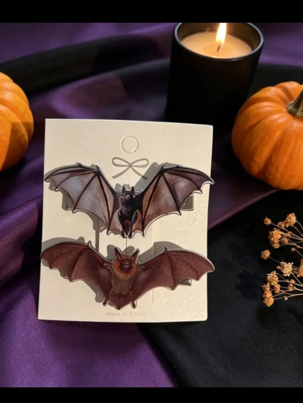 2/10🍀 2pcs Realistic Bat Hair Clip Set